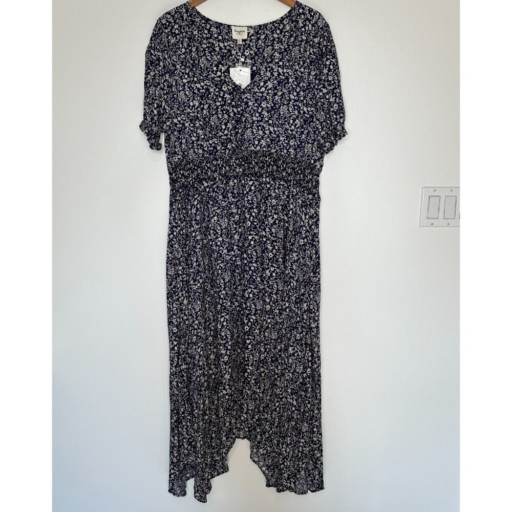 Hayden Maxi Dress Navy Blue Ditsy Floral Smocked‎ Waist Size 1XL